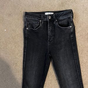 Free people skinny raw hem jeans